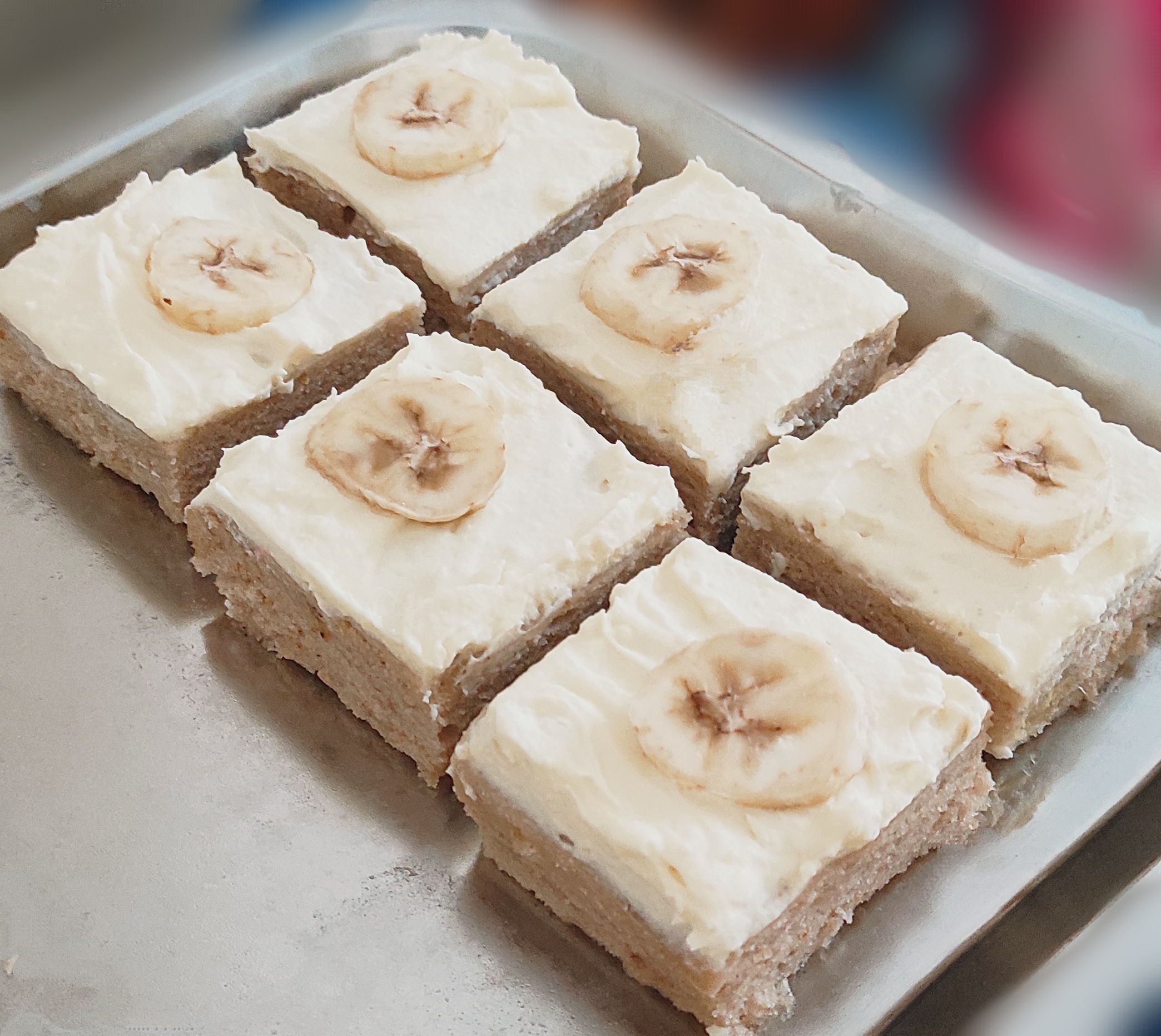 Banana cream bars