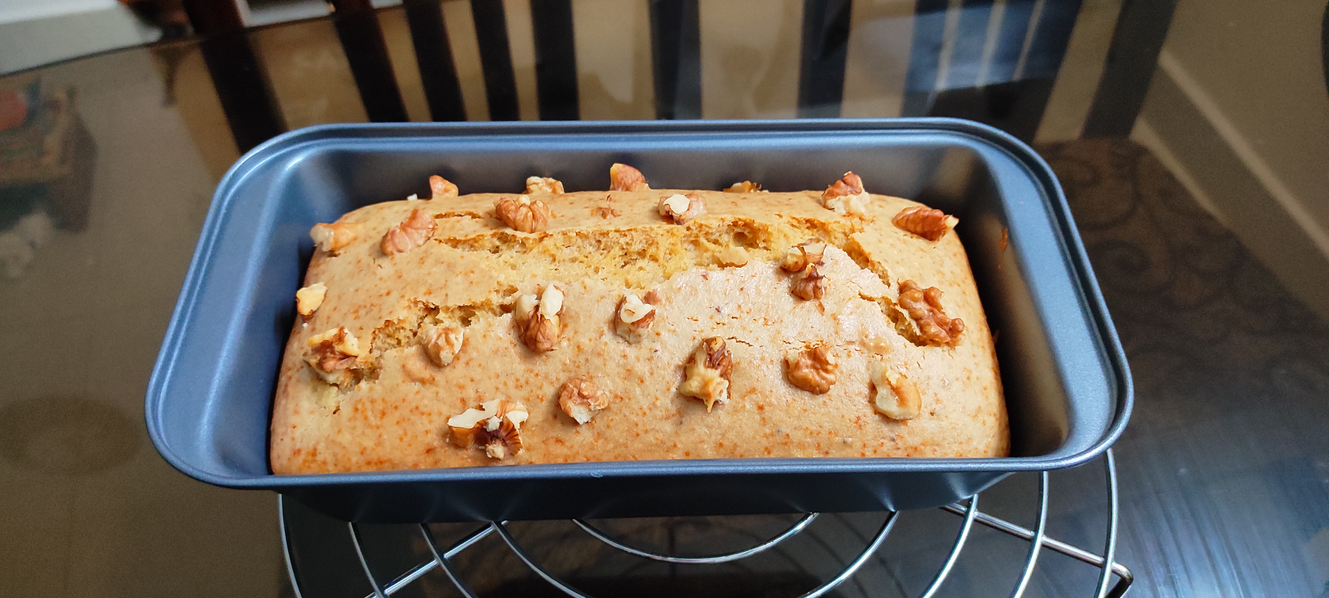 Banana walnut loaf